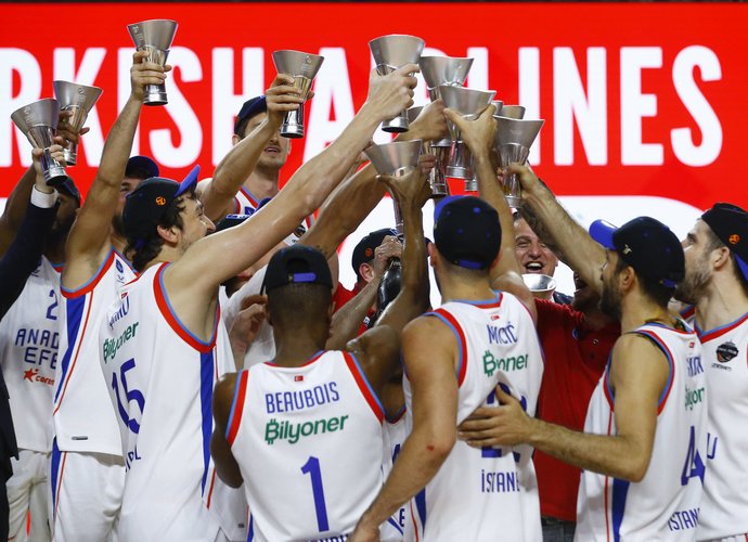 „Anadolu Efes“ tapo Eurolygos čempione (Scanpix nuotr.)