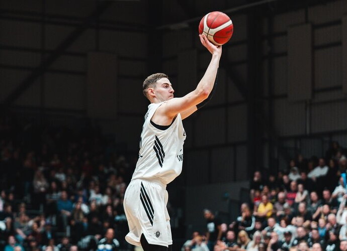 K.Lukošiūnas pelnė 12 taškų