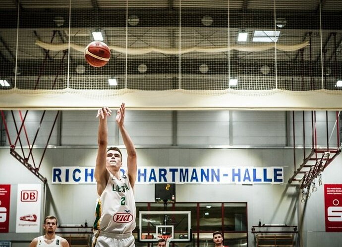 G.Masiulis buvo rinktinės vedlys (FIBA Europe nuotr.)