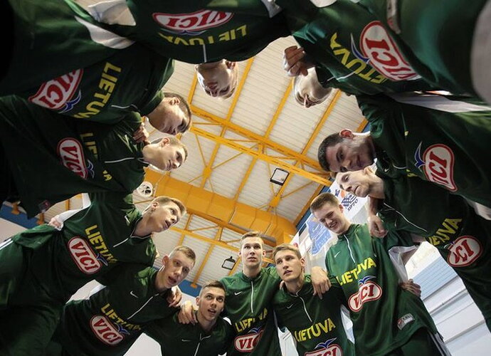 Aštuoniolikmečiai patyrė pralaimėjimą (FIBA Europe nuotr.)