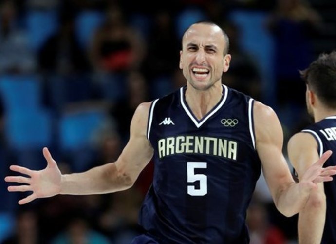 E.Ginobili rungtyniavo 26 minutes (Scanpix nuotr.)