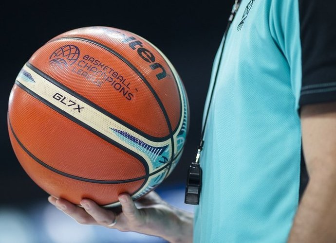 FIBA imasi reguliuoti agentų veiklą (FIBA Europe nuotr.)