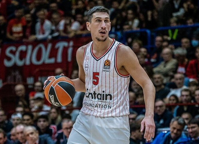 G.Larentzakis pelnė 14 taškų