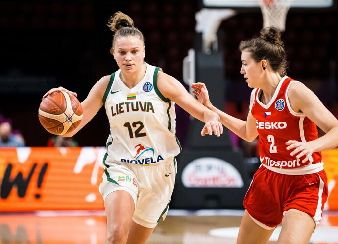 L.Juškaitė komentavo mačą (FIBA nuotr.)