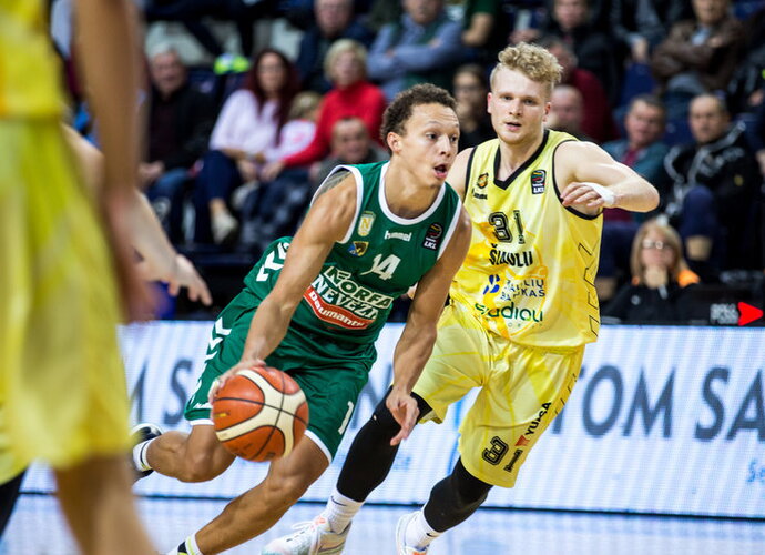 C.J.Fulleris yra rezultatyvus, bet stringa gynyboje (BNS nuotr.)