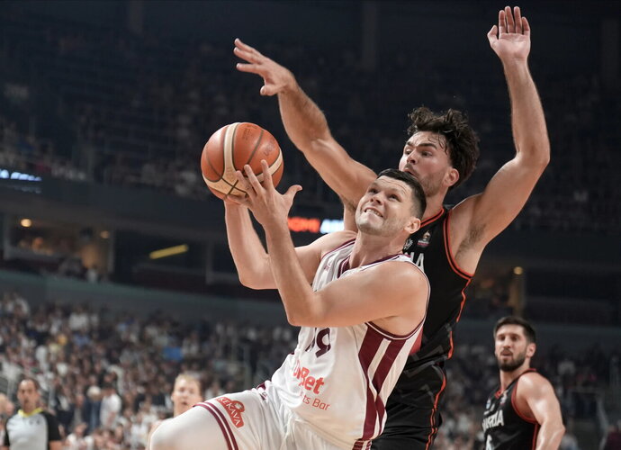R.Lomažas žaidė rezultatyviai (FIBA nuotr.)