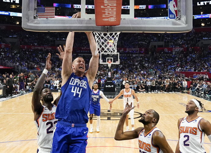 M.Plumlee grįžta į buvusį klubą (Scanpix nuotr.)