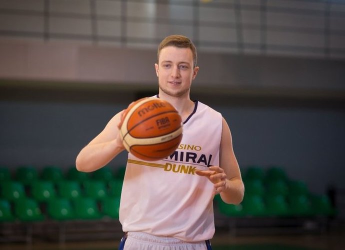 A.Valiulis kovoja prieš futbolininką (E.Buiko nuotr.)