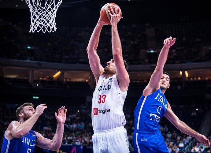 N.Milutinovas domina „Crvena Zvezda“ (FIBA Europe nuotr.)