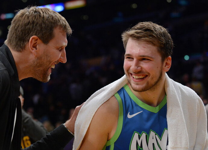 L.Dončičius gali pralenkti net ir patį D.Nowitzkį (Scanpix nuotr.)
