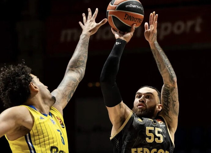 M.Jamesas užsikūrė po pertraukos (Euroleague.net)