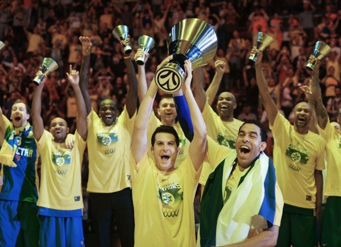 Praėjusiais metais „Maccabi“ nustebino viso Europą ir laimėjo Eurolygą (Scanpix nuotr.)