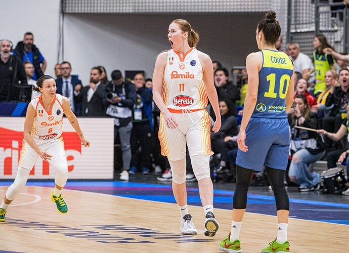 E.Šventoraitė nulėmė bronzos likimą (FIBA nuotr.)