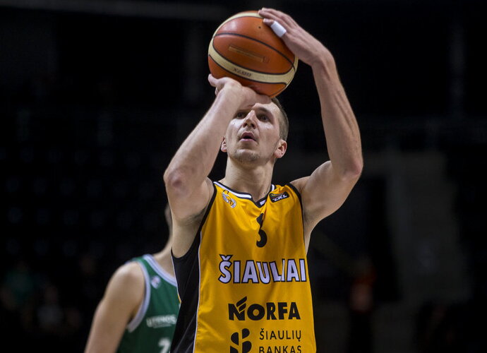 E.Šaulys keliasi į Klaipėdą (BNS nuotr.)