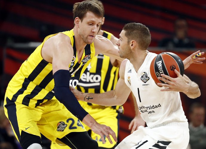 J.Vesely Australijai skirs 16 tūkst. JAV dolerių (Scanpix nuotr.)