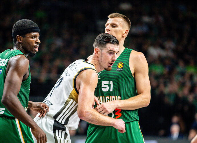 N.De Colo iškrito iš rikiuotės (BNS nuotr.)