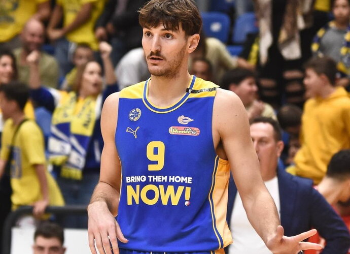 R.Sorkinas žaidė galingai