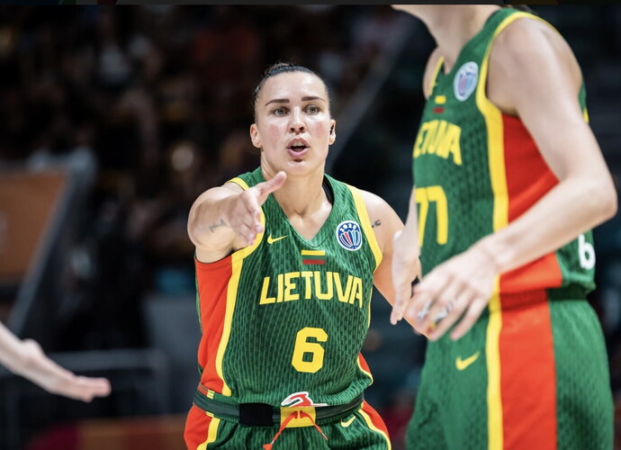 K.Nacickaitė van der Horst žais Vilniaus klube (FIBA nuotr.)