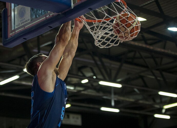 D.Krestininas ant parketo praleido 16 minučių (FIBA Europe nuotr.)