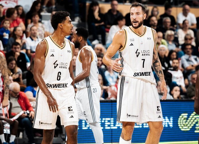 ASVEL kluptelėjo