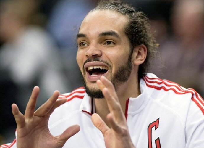 J.Noah elgesio NBA netoleravo (Scanpix nuotr.)