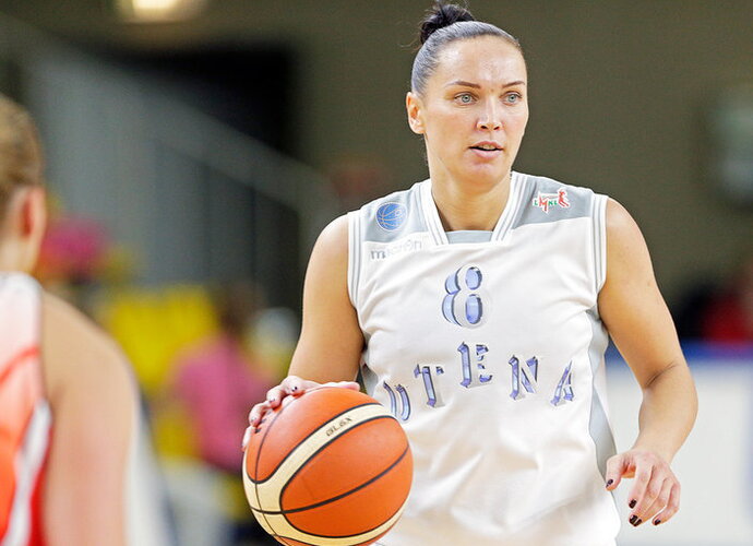 R.Milieškienė neišgelbėjo Utenos ekipos nuo nesėkmės (Foto: Augustas Didžgalvis)