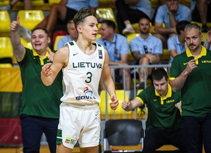E.Pakamanis varžovams prišaudė tritaškių (FIBA nuotr.)