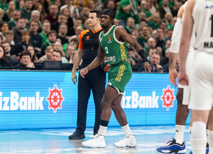 S.Francisco dėl traumos sužaidė vos tris minutes (BNS nuotr.)