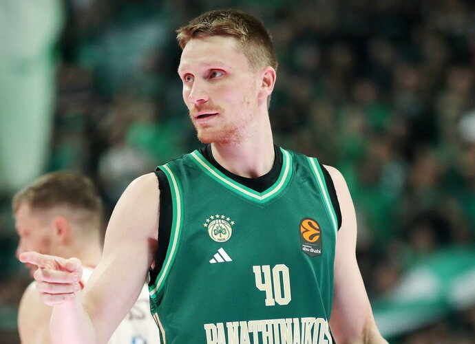M.Grigonis žengė ant parketo Graikijoje