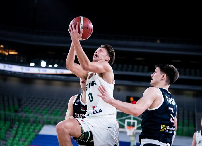 Lietuviai žaidžia su serbais (FIBA Europe nuotr.)