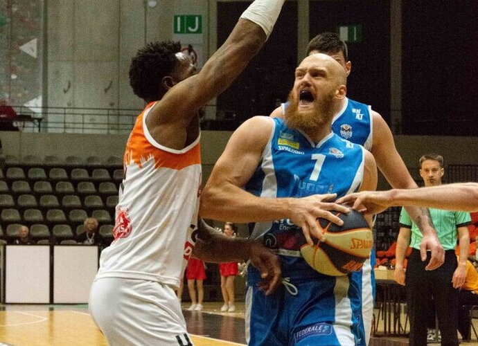 L.Mutičius keliasi į Panevėžį