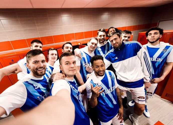 Prienų komanda nuotaiką keltis turi draugiškose rungtynėse (Fotografas: Gabrielius Jauniškis)