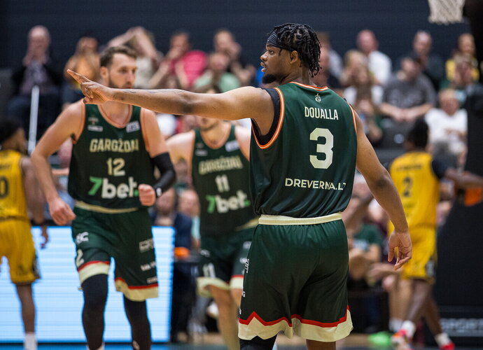 D.Doualla liks LKL (Foto: „LKL, kurią remia „Betsson“)
