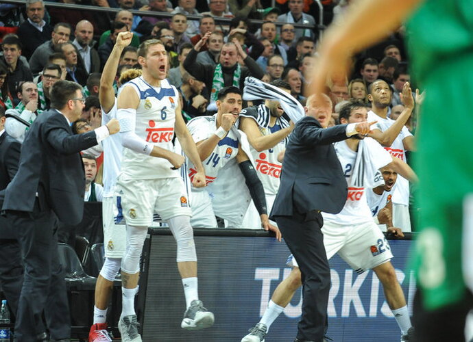 A.Nočioni demonstruoja pasakišką formą (Žygimantas Gedvila, Fotodiena.lt)
