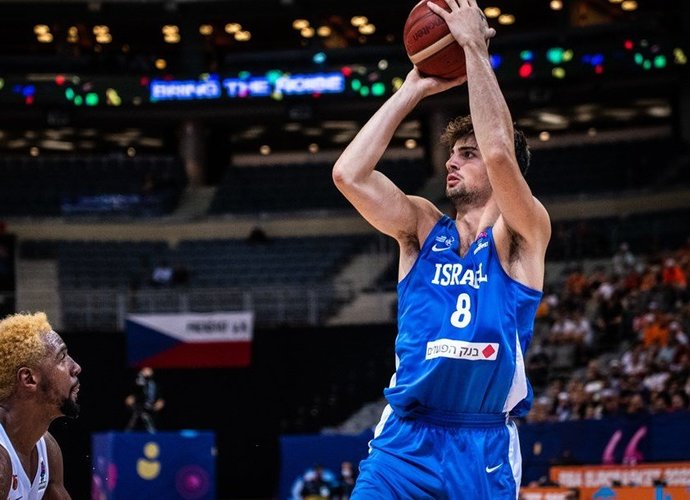 D.Avdija pelnė 21 tašką (FIBA nuotr.)