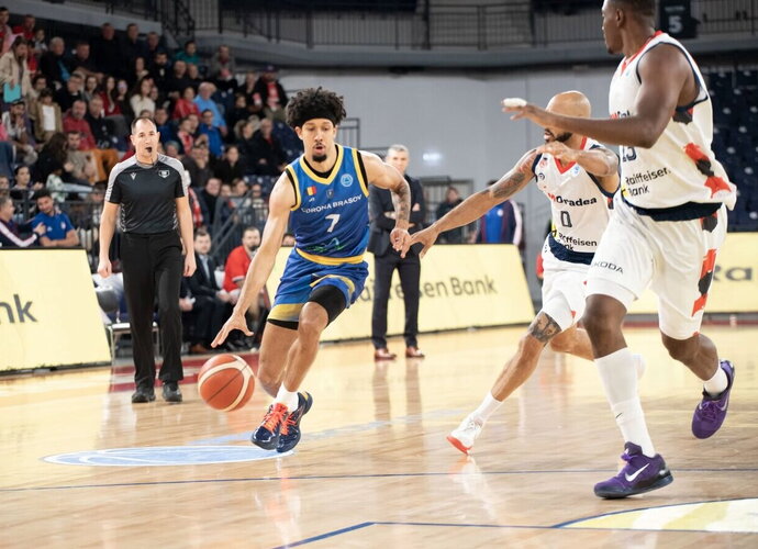 S.Fofana žais Šiauliuose (FIBA Europe nuotr.)