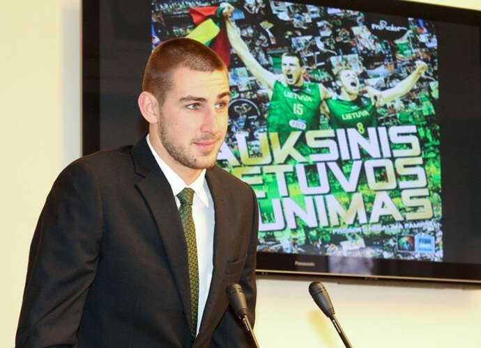 Jonas Valančiūnas (D.Radlinskas, Fotodiena.lt).