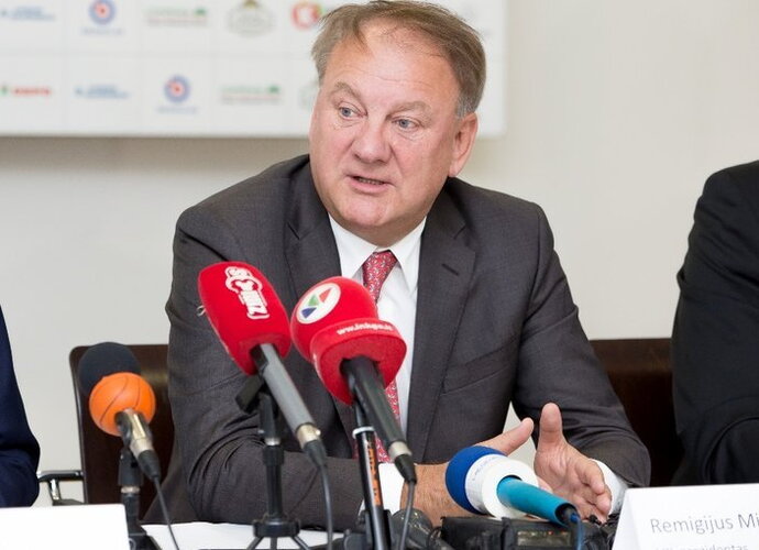 R.Milašius pasigedo trenerių asociacijos iniciatyvos (Fotodiena.lt)