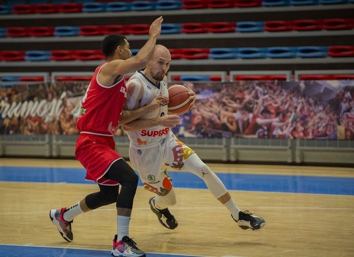 D.Bičkauskis perėmė 3 kamuolius (FIBA Europe nuotr.)