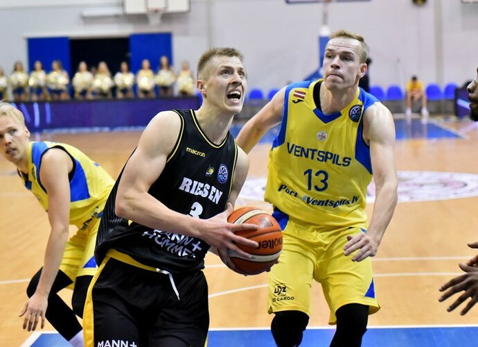 D.Sabeckis solidžiai pasirodė tarptautinėje arenoje (FIBA nuotr.)