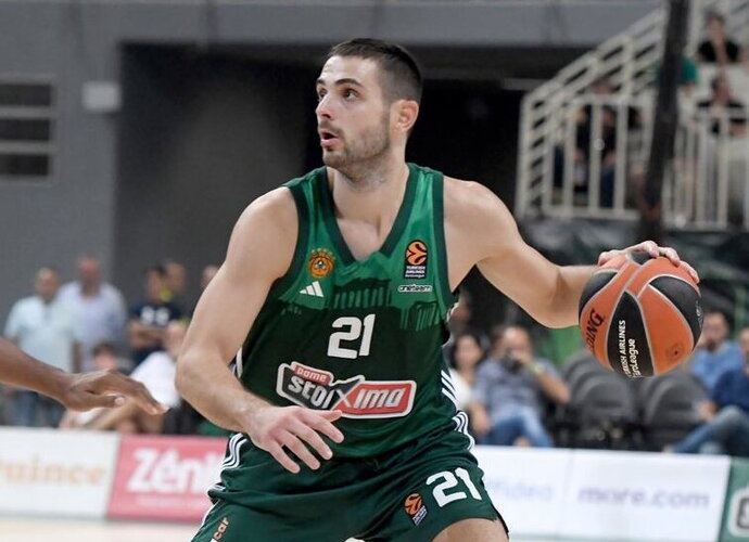 I.Papapetrou yra suspenduotas