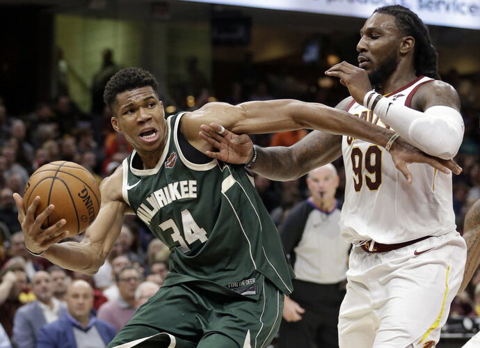 G.Antetokounmpo per plauką neužsipuolė savo trenerio ...