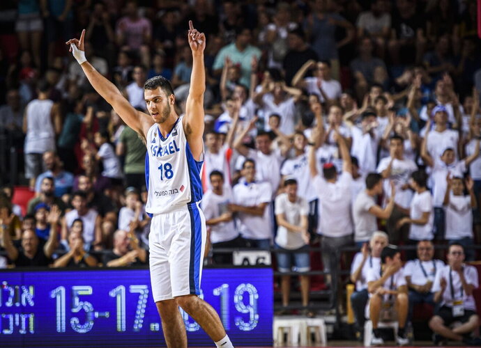 R.Adamas žuvo autoavarijoje (FIBA nuotr.)