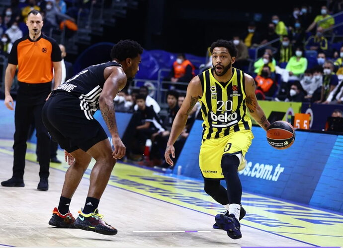P.Henry gali keltis į Belgradą (Euroleague.net)