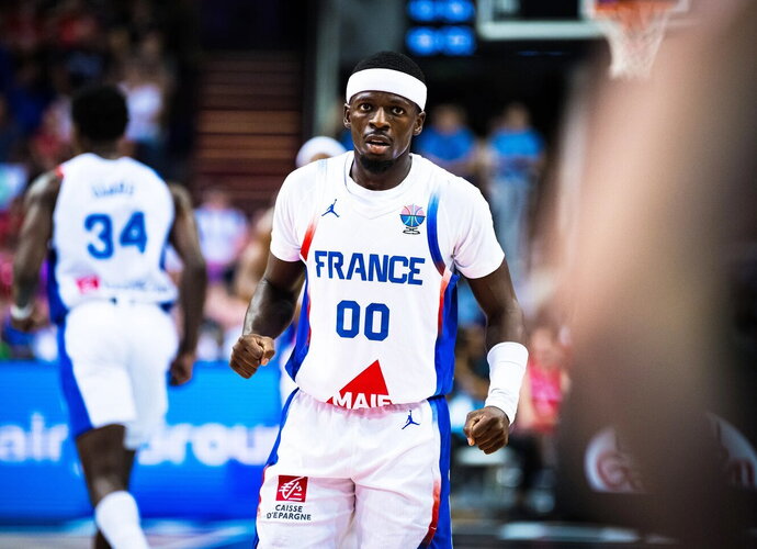 S.Francisco spindėjo prieš slovėnus (FIBA nuotr.)