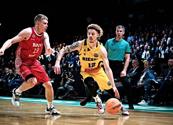 J.Radebaugh gali žengti į Eurolygą (FIBA Europe nuotr.)