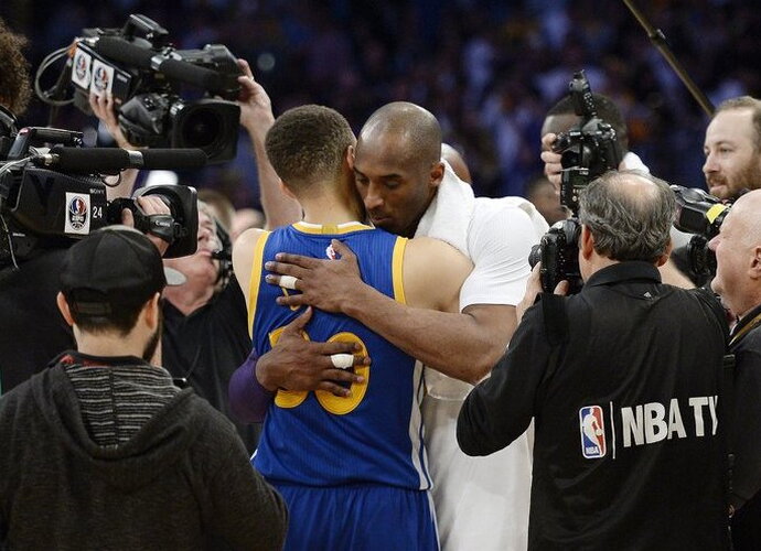 S.Curry sužinojo, ką reiškia provokuoti K.Bryantą (Scanpix nuotr.)