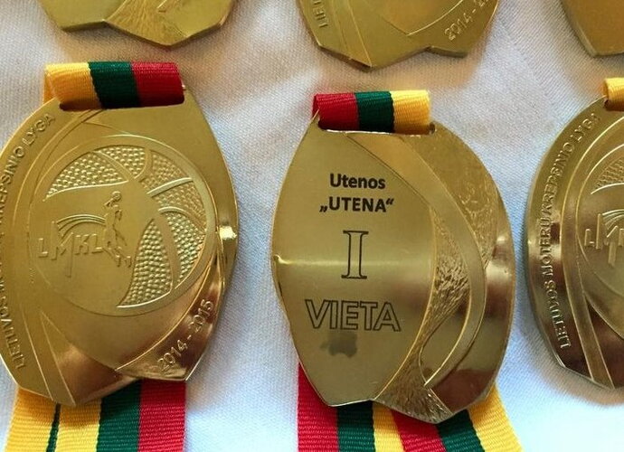 LMKL uždarymo šventėje čempionėms buvo įteikti šitie medaliai