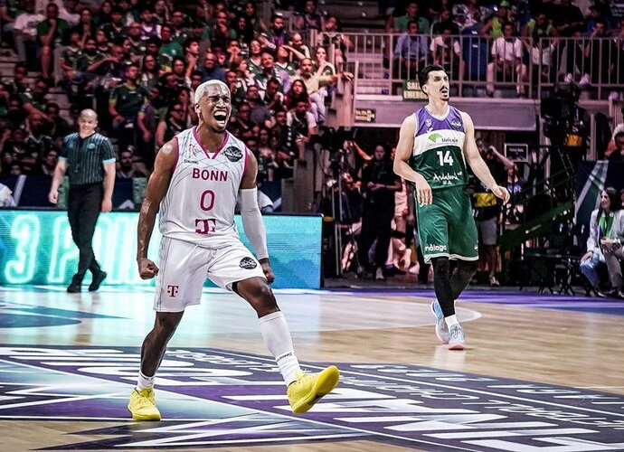 T.J.Shortsas buvo vedlys savo komandoje (FIBA Europe nuotr.)