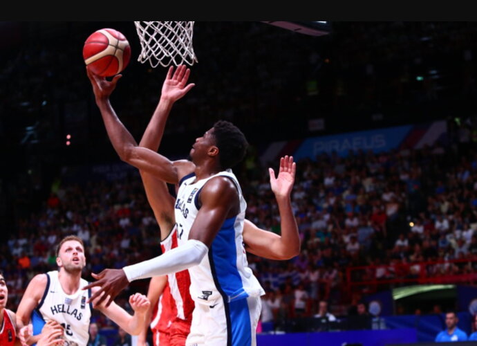 K.Antetokounmpo olimpiadoje nežais (FIBA nuotr.)